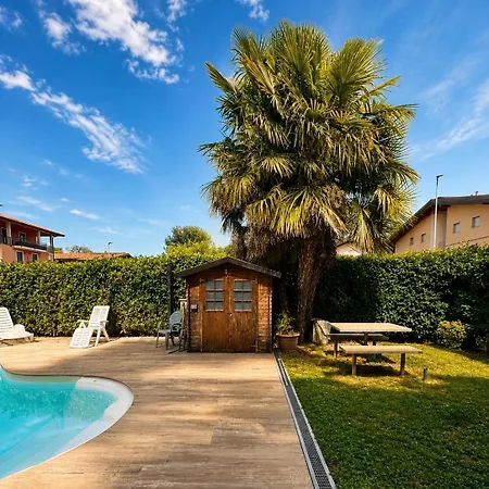 Oasi Con Piscina Privata E Piccolo Parco Oleggio Castello